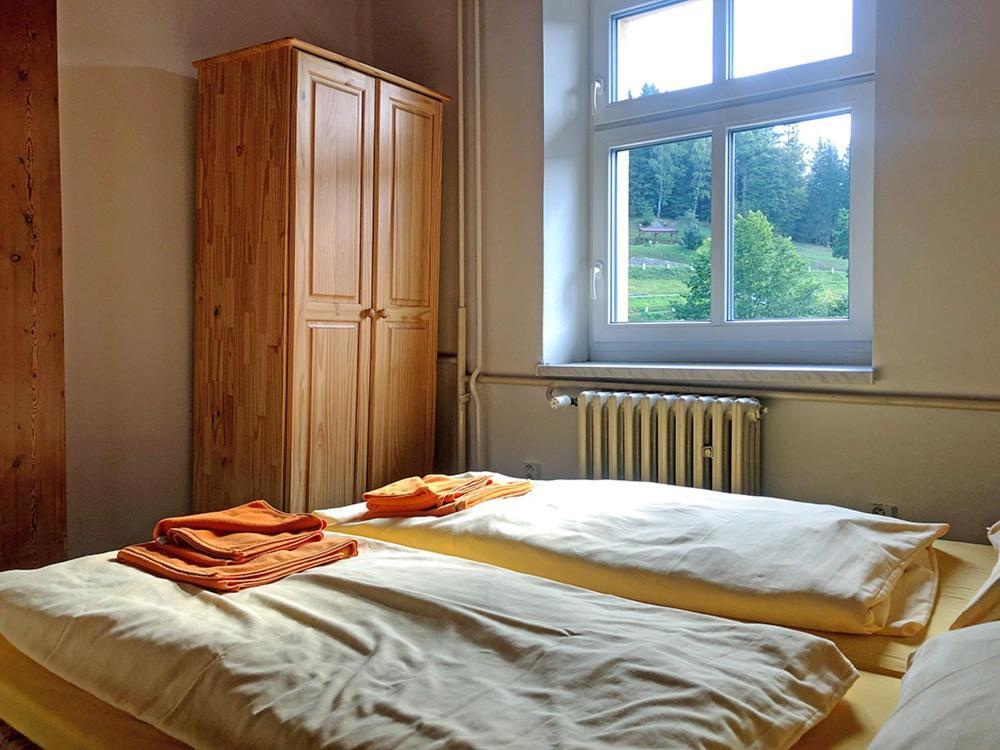 Penzion Sally Albrechtice v Jizerskych horach Exteriör bild